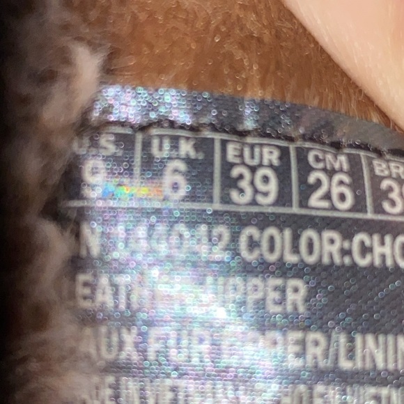 EUC SKECHERS WO SIZE 9 BROWN SUEDE LEATHER ANKLE BOOTS W/ FAUX FUR TRIM CLEAN - Picture 3 of 12